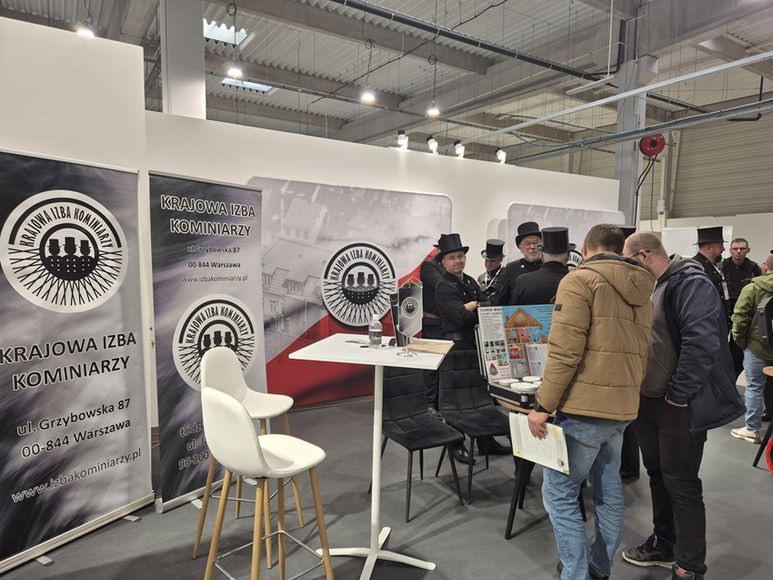 Stoisko Krajowej Izby Kominiarzy na Warsaw Hvac Expo 2026