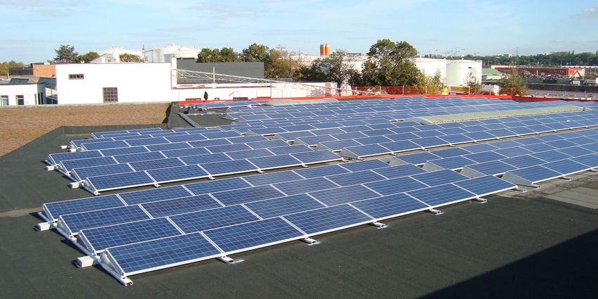 Nowe rozwiązanie Airfinity Solar dla rooftopów od firmy Trane