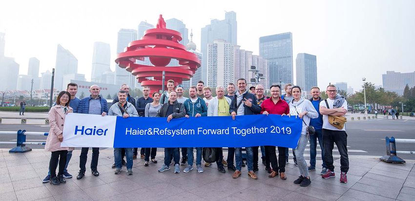 Klienci i pracownicy Haier na China Tour