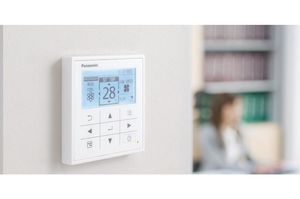 Sterownik CZ-RTC3 ułatwia sterowanie systemami klimatyzacyjnymi Panasonic PACi Elite oraz Panasonic ECOi.