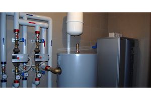 Instalacja z pompą ciepła alpha innotec wyróżniona.