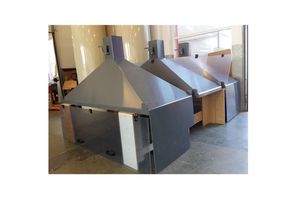 Chemoodporność plus przejrzystość - okapy z tworzyw sztucznych CHEMOWENT