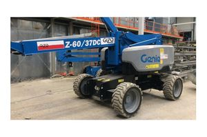 Gizo: Nowy akumulatorowy podnośnik przegubowy 4x4 – 20m roboczych