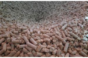 Ogrzewanie pelletem czy ekogroszkiem – co jest tańsze?