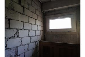 Wentylacja piwnicy – grawitacyjna, mechaniczna czy jeszcze inne rozwiązanie?