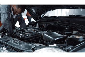 Zestaw do napełniania klimatyzacji – co wchodzi w jego skład?