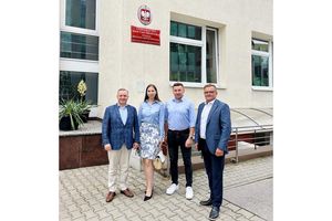 Aircon wspiera Wydział Biologii i Biotechnologii UMCS  - nowe drzewa na terenie uczelni