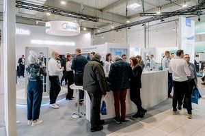 Midea z nagrodą „Premiera Targowa 2025” na Targach HVAC EXPO