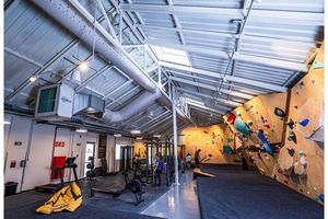 Tekstylne kanały FabricAir w obiektach sportowych