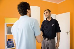 Właściwa eksploatacja i regularne przeglądy urządzeń grzewczych - porady Junkersa