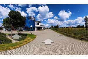 VENTURE INDUSTRIES - wirtulany spacer po firmie i fabryce wentylatorów